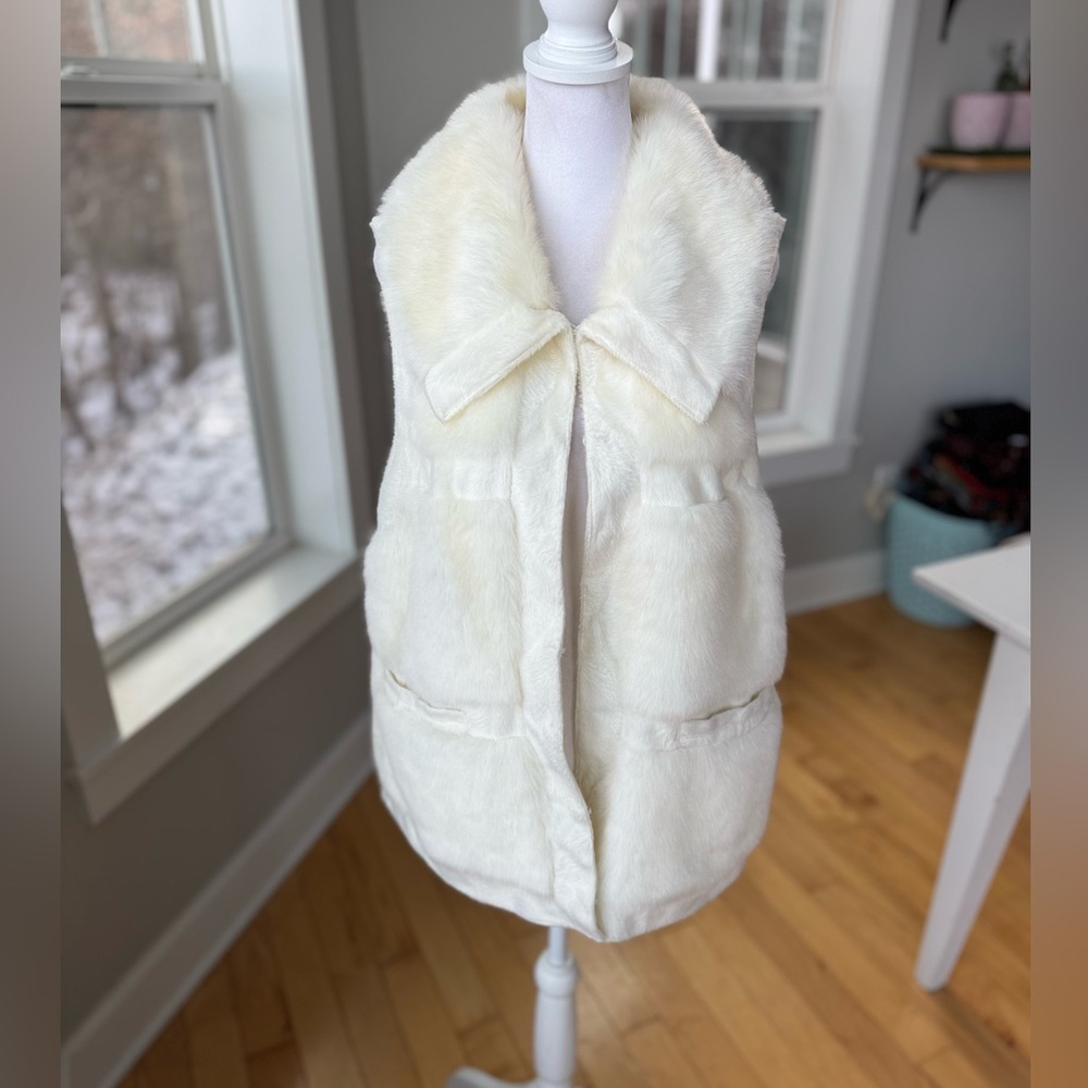 Rachel Zoe Ivory Cream Faux Fur Apres Ski Vest Size XL